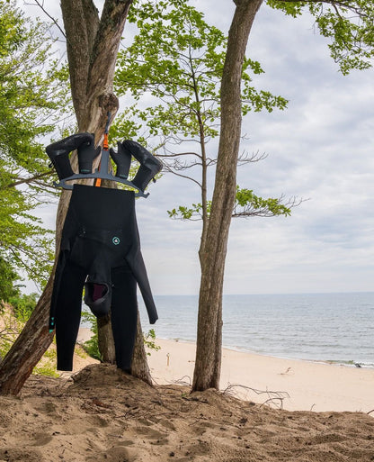 C-Monsta Wetsuit Hanger